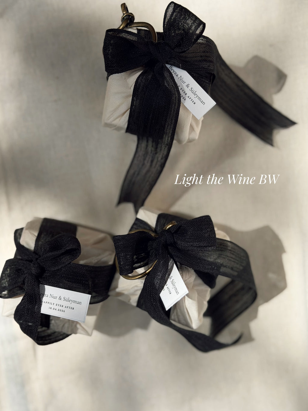 Light the Wine BW- Siyah Beyaz hediyelik