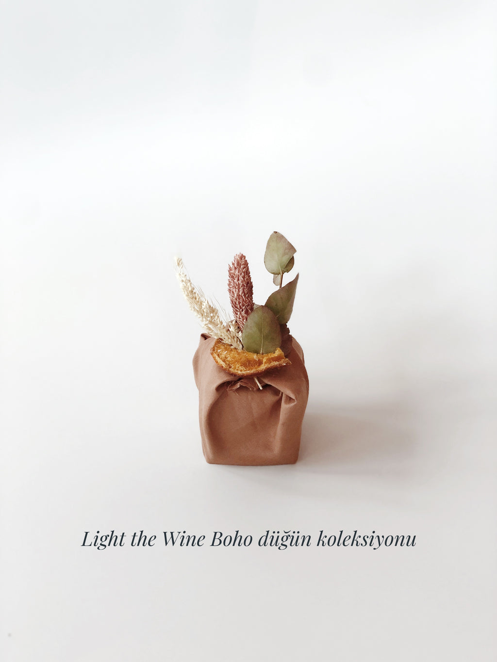 Light the Wine Taba kumaş kaplı düğün hediyeliği