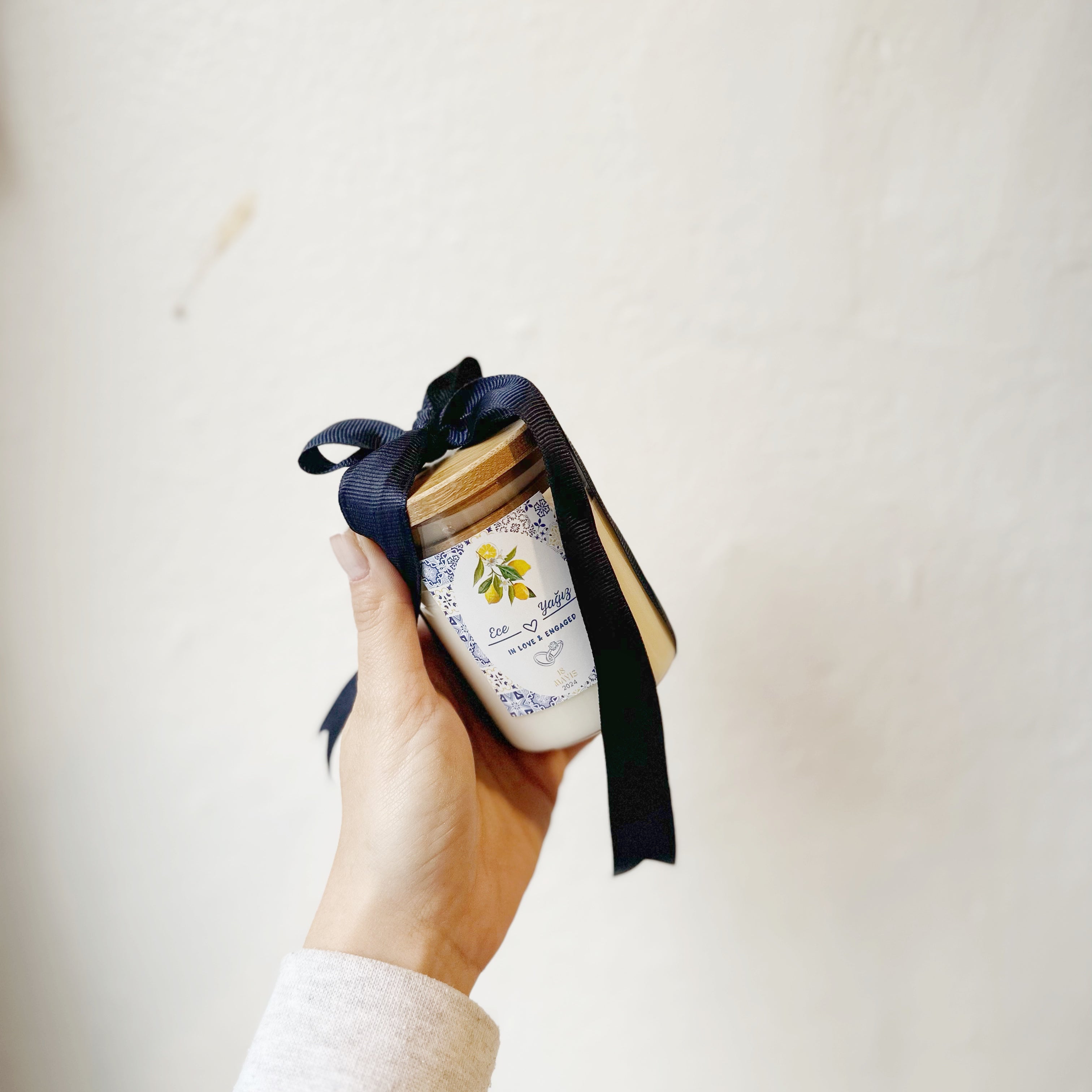 Lemon squeezy candle