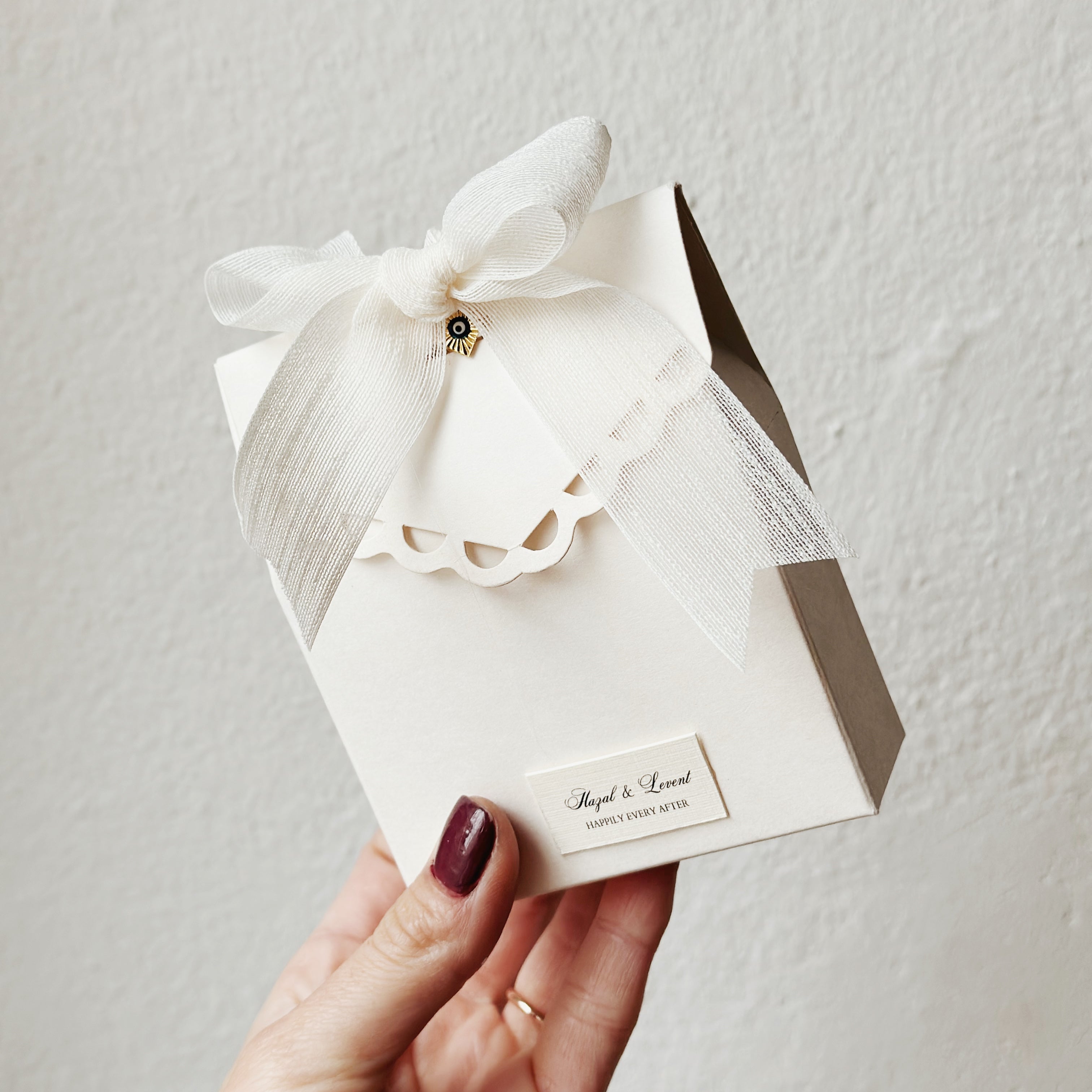 Light the Wine badem şekeri kutusu