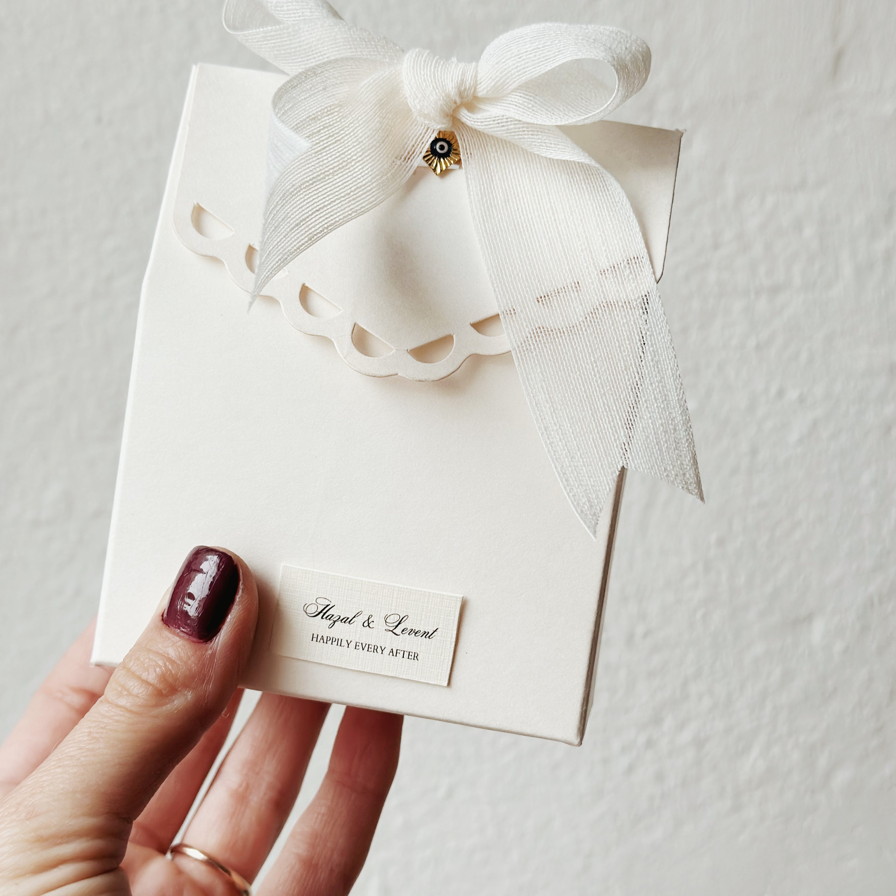 Light the Wine badem şekeri kutusu