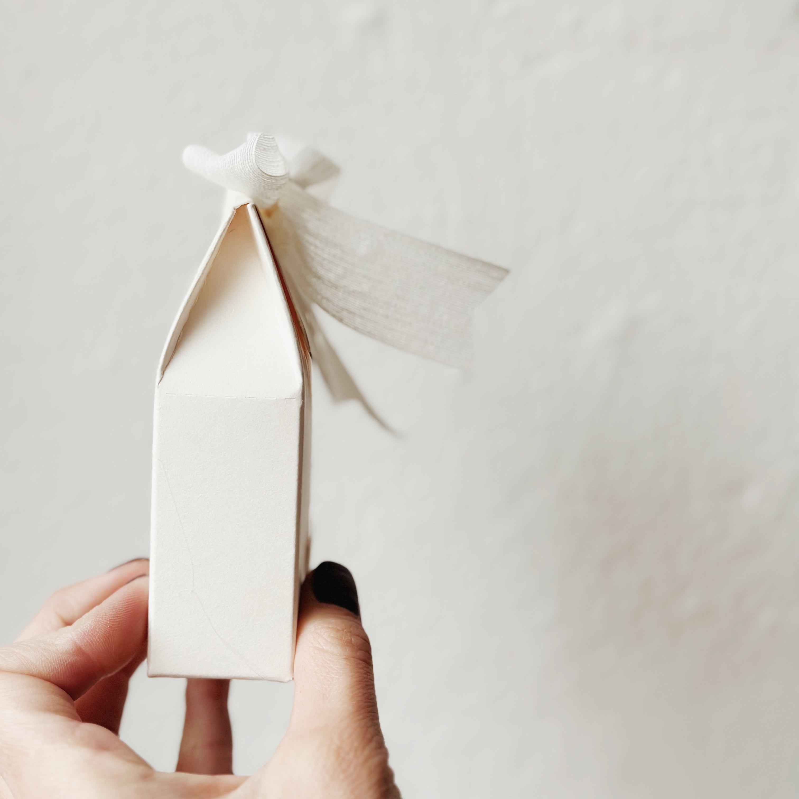 Light the Wine badem şekeri kutusu